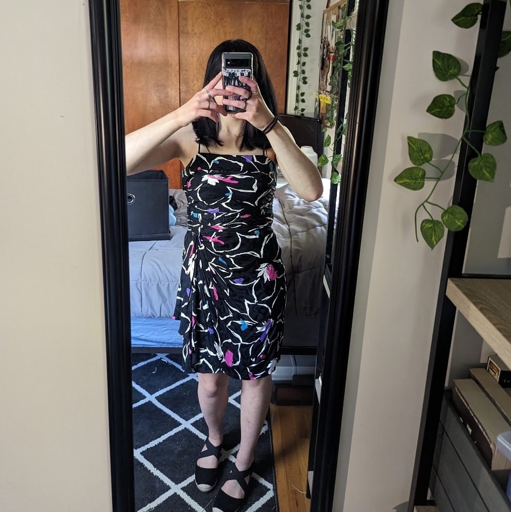 Hawaiian inspired short dress - Picture 10 of 10
